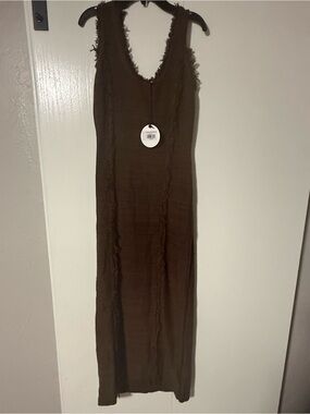 Sleeveless Brown Maxi Dress with Frayed Trim
